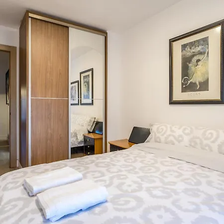 Baruhaus Duplex Piscina Y Parking *