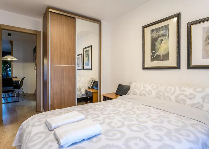 Baruhaus Duplex Piscina Y Parking *